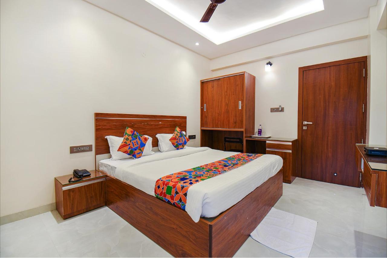 Fabhotel Gaurav Galaxy Pune Exterior foto